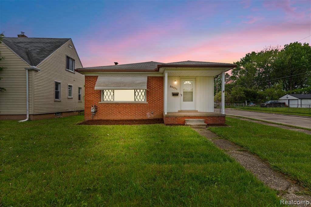 Eastpointe, MI 48021,24371 GROVE Avenue