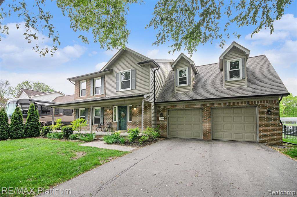 Howell, MI 48843,1203 Heather Glens Ct
