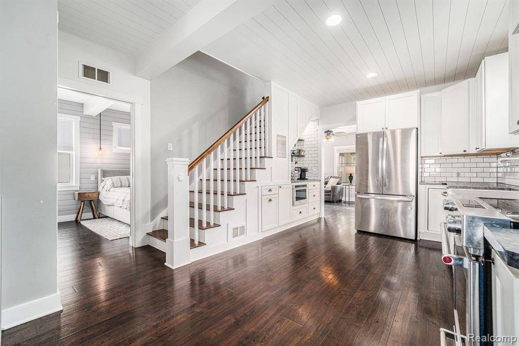 Northville, MI 48167,335 1ST Street