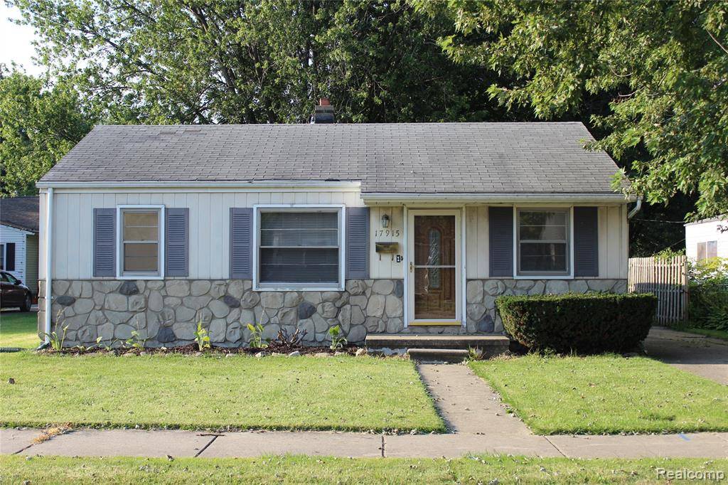 Roseville, MI 48066,17915 BIRMINGHAM Street