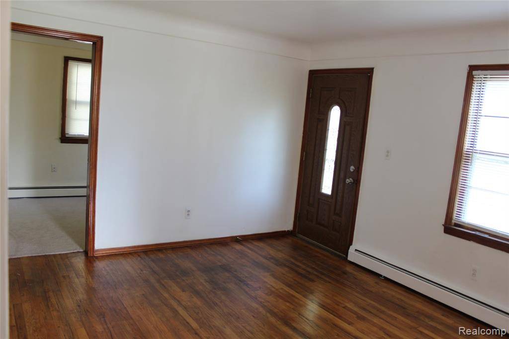 Roseville, MI 48066,17915 BIRMINGHAM Street
