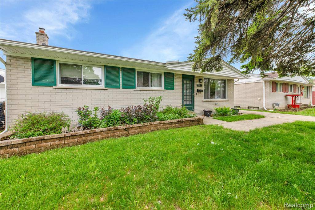 Westland, MI 48186,33117 Avondale Street