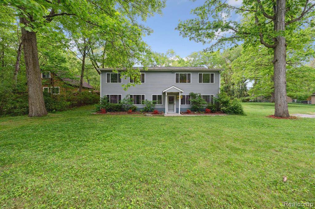 Whitmore Lake, MI 48189,6544 Woodland Road