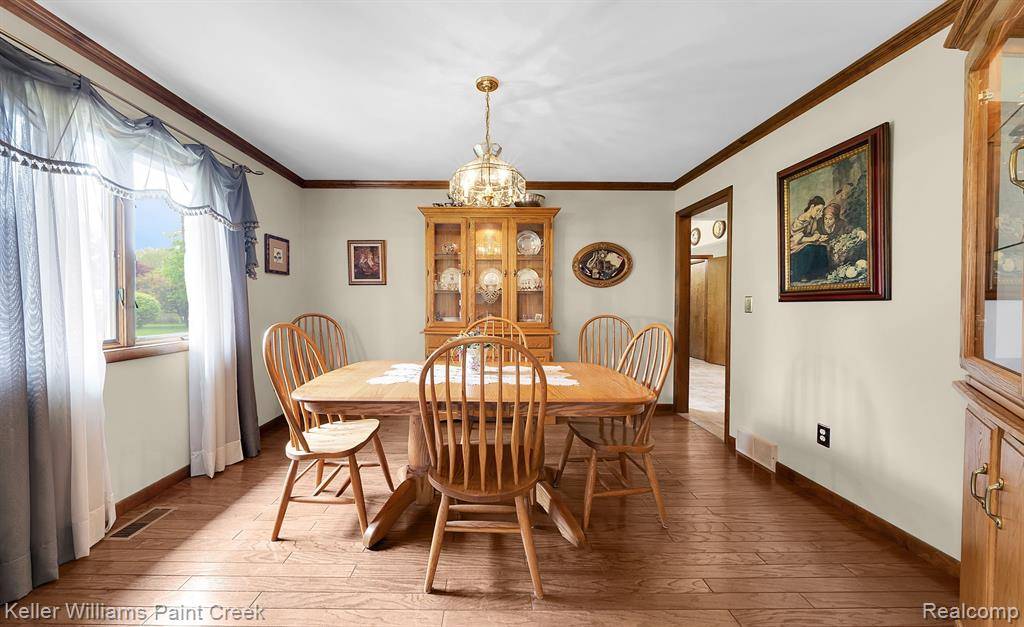 Wales, MI,9594 MARQUETTE Road