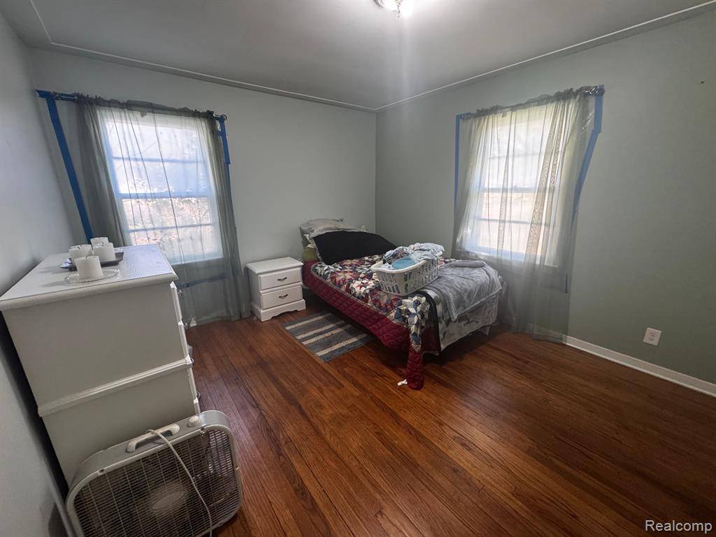 Mount Morris, MI 48458,563 WALNUT Street