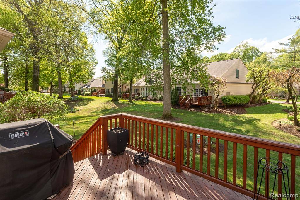 Northville, MI 48168,39663 SOUTHWIND Lane