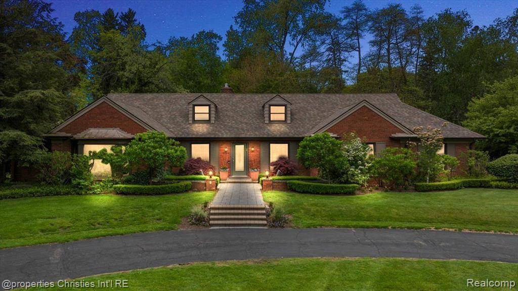 Bloomfield Hills, MI 48302,4889 ARDMORE Drive