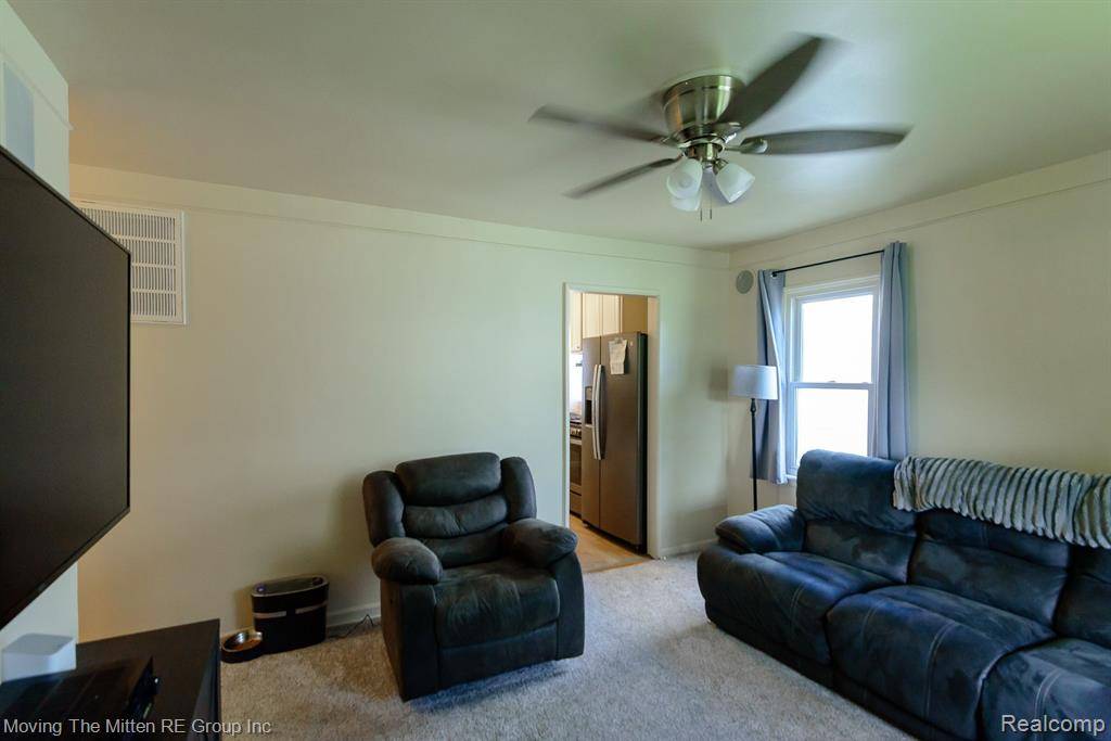 Dearborn Heights, MI 48125,24690 ANNAPOLIS Street