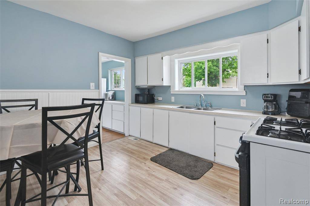 Bay City, MI 48706,107 FRANK Street