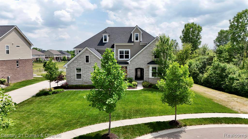 South Lyon, MI 48178,51553 BLOOM Court