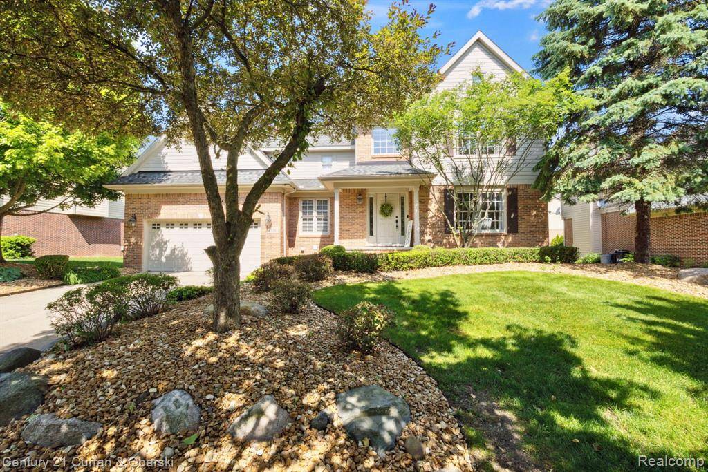 Novi, MI,41242 SCARBOROUGH Lane