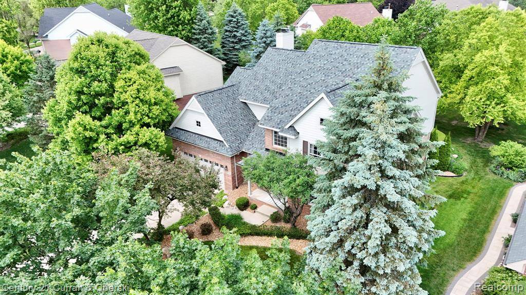 Novi, MI,41242 SCARBOROUGH Lane