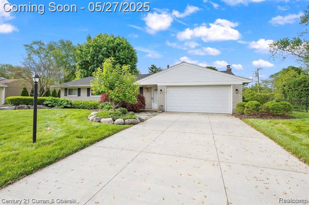 Novi, MI,24018 Glen Ridge Court