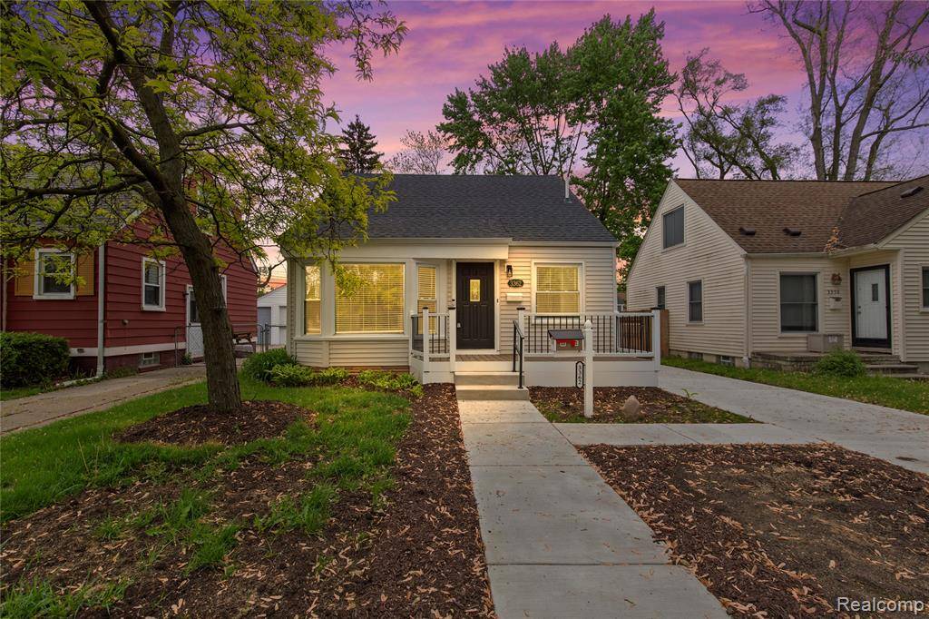 Royal Oak, MI 48073,3362 Ellwood Avenue