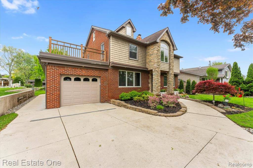 Grosse Ile, MI 48138,28395 Swan Island Drive