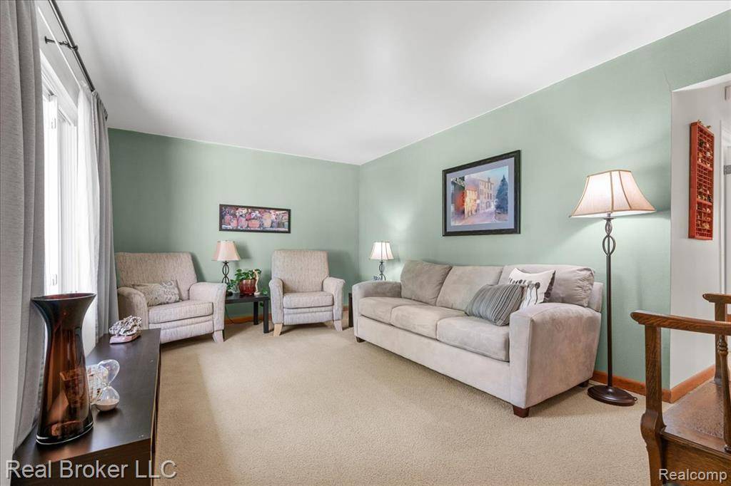 Westland, MI,33029 Hampshire Street