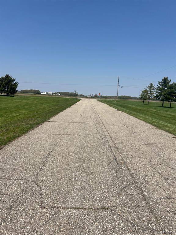 Owosso, MI 48867,1990 BUCK TAIL Road