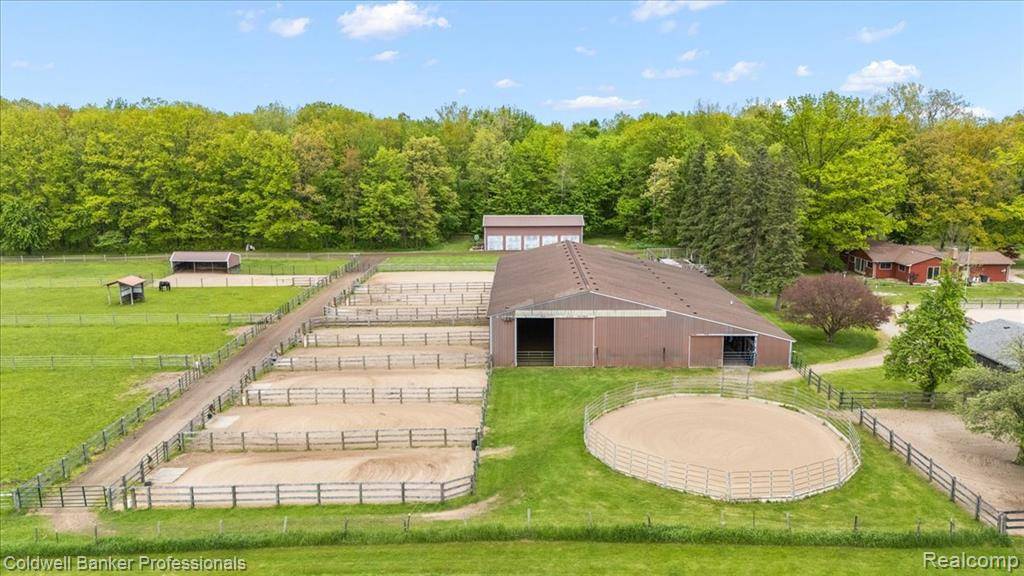 Metamora, MI 48455,5240 THOMAS Road