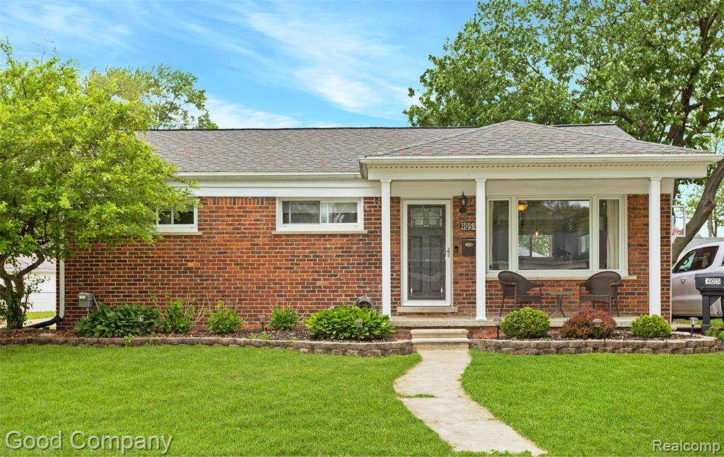 Madison Heights, MI 48071,905 Parliament Avenue