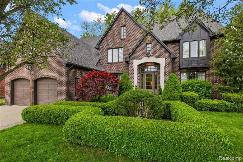 Harrison Township, MI,27729 STEPHANY