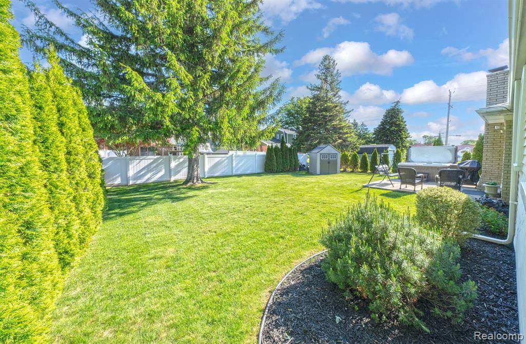 Sterling Heights, MI 48313,15159 Congress Drive