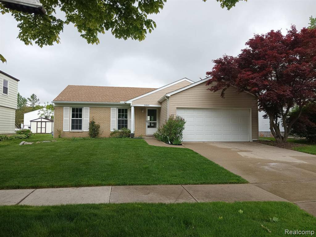 Novi, MI,24849 Highlands Drive