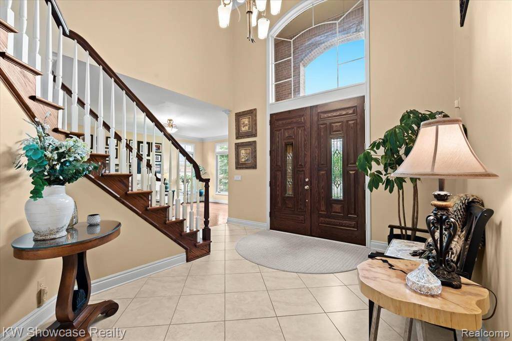 Walled Lake, MI 48390,778 ELDERBERRY Court