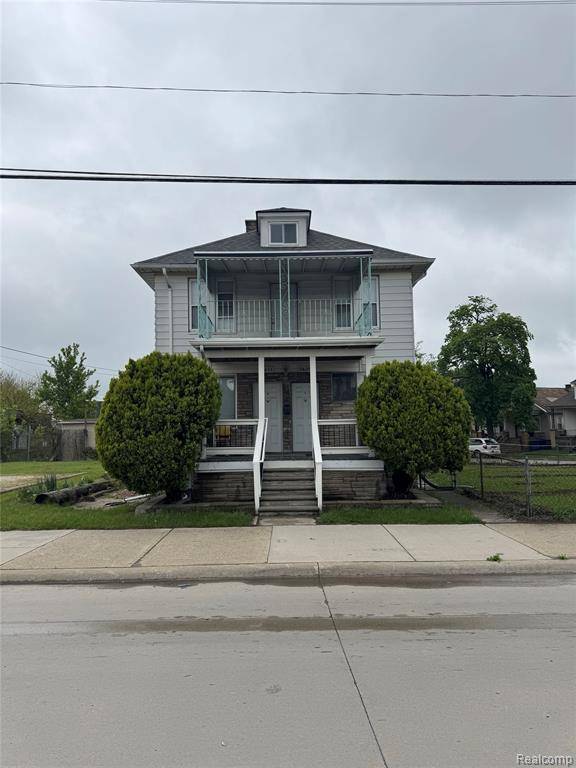 Hamtramck, MI 48212,9633 Buffalo Street