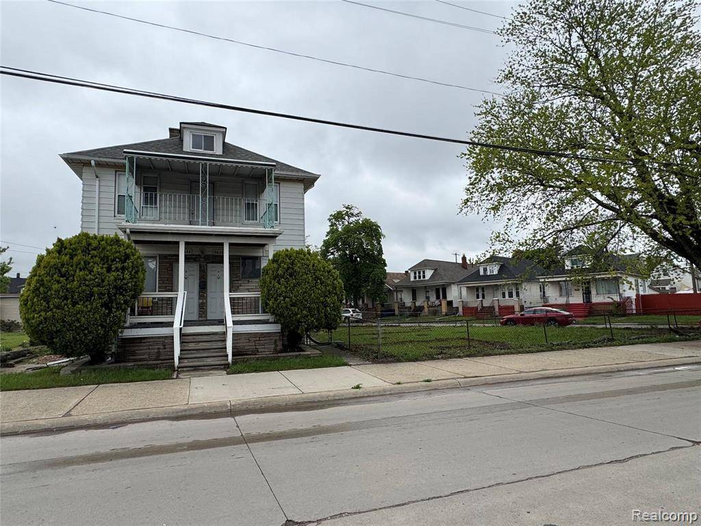 Hamtramck, MI 48212,9633 Buffalo Street