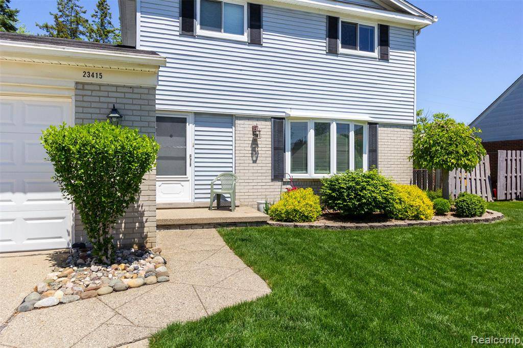Clinton Twp, MI 48035,23415 Thornton Street