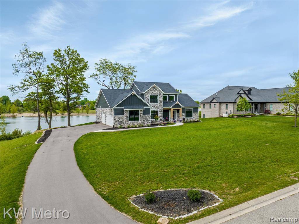 Brighton, MI 48114,1585 Kriss Crossing Road