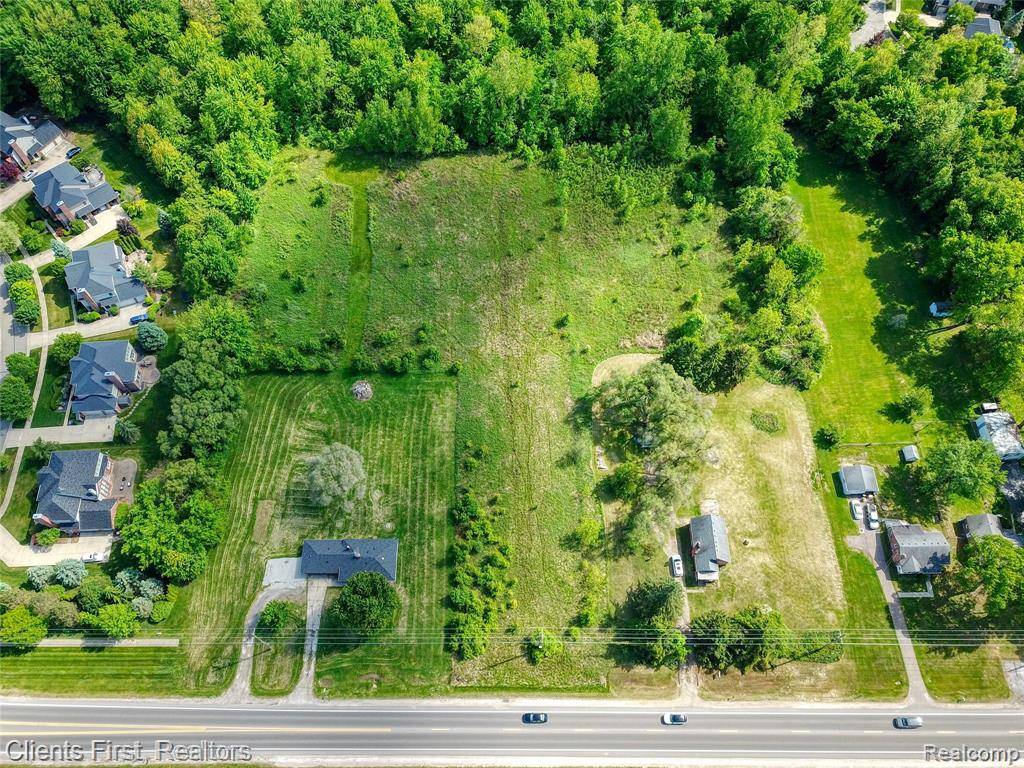 Canton, MI 48187,48315 Ford Road