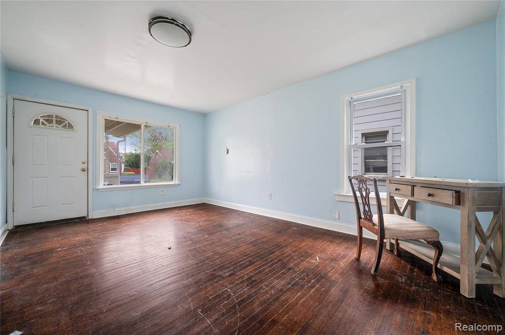 Hamtramck, MI 48234,18666 Carrie Street