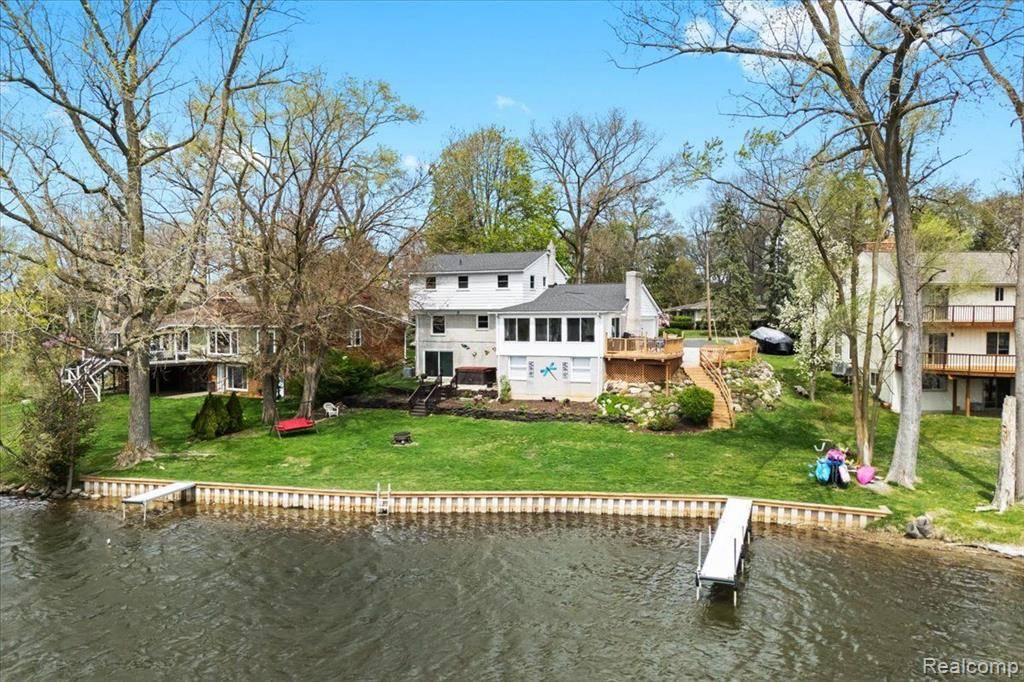 Wolverine Lake, MI 48390,1425 Shankin Drive