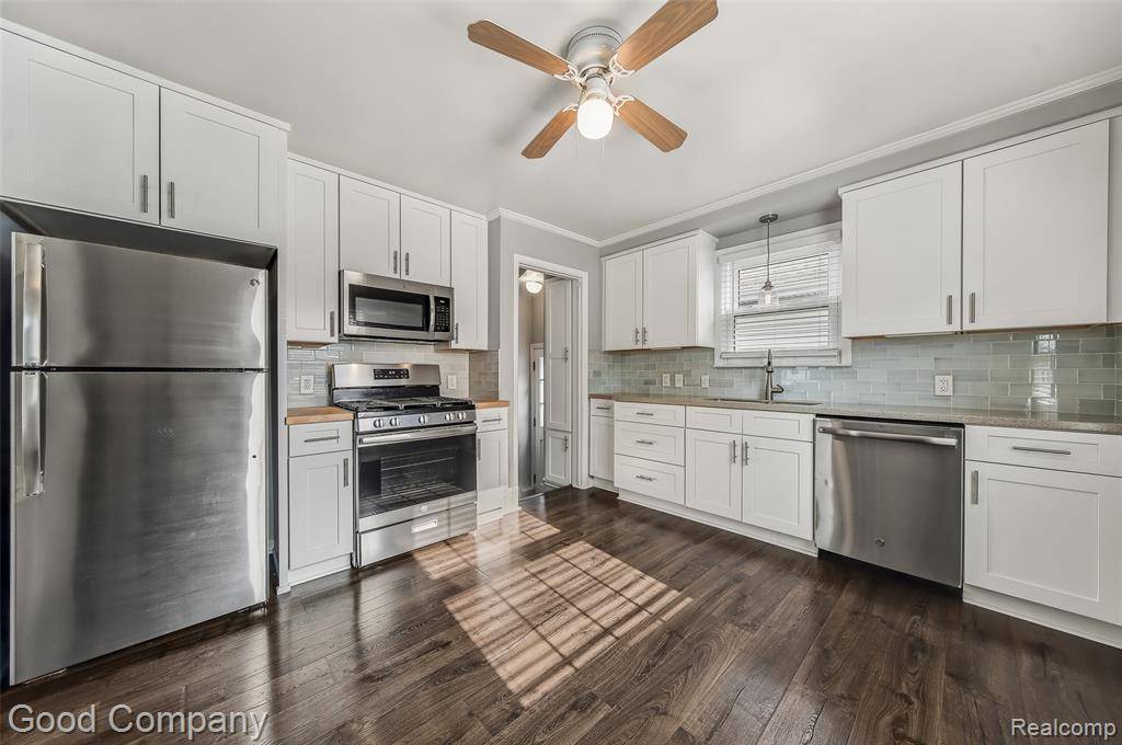 Royal Oak, MI 48073,3310 Ellwood Avenue