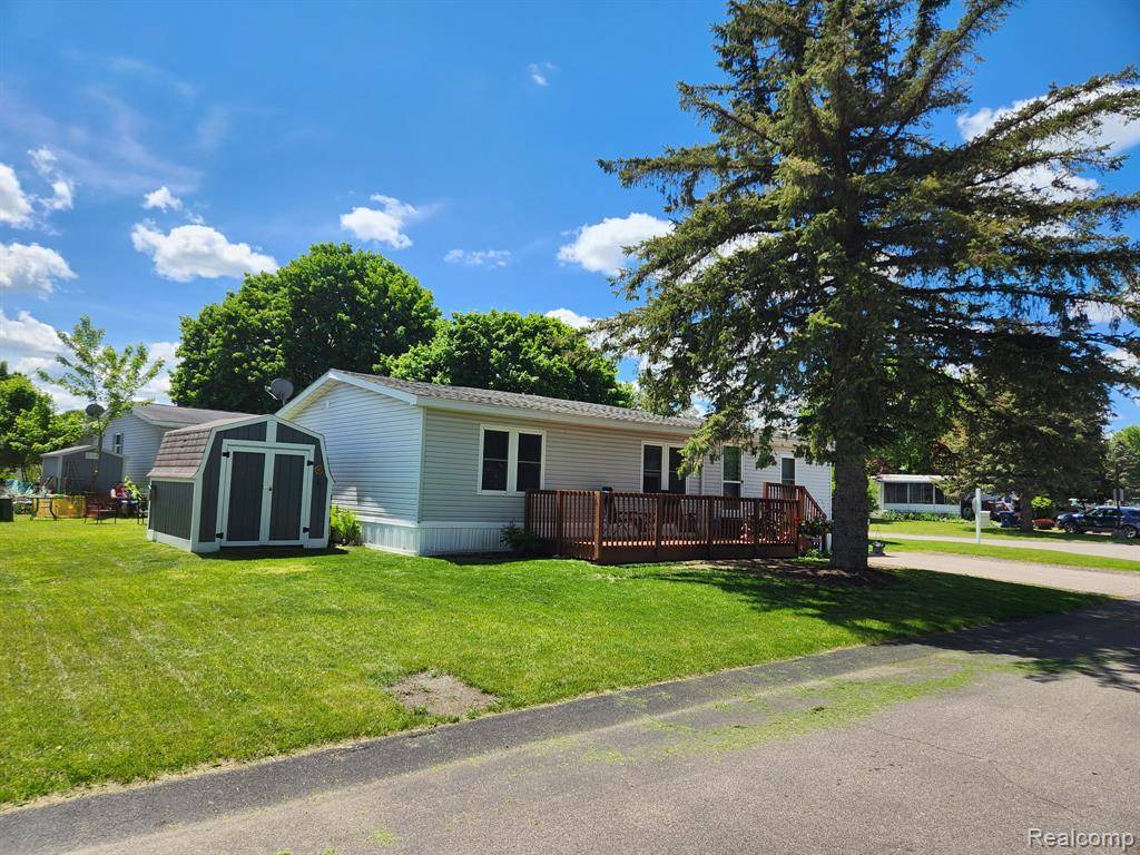 Clarkston, MI 48348,3683 Pinoak Street