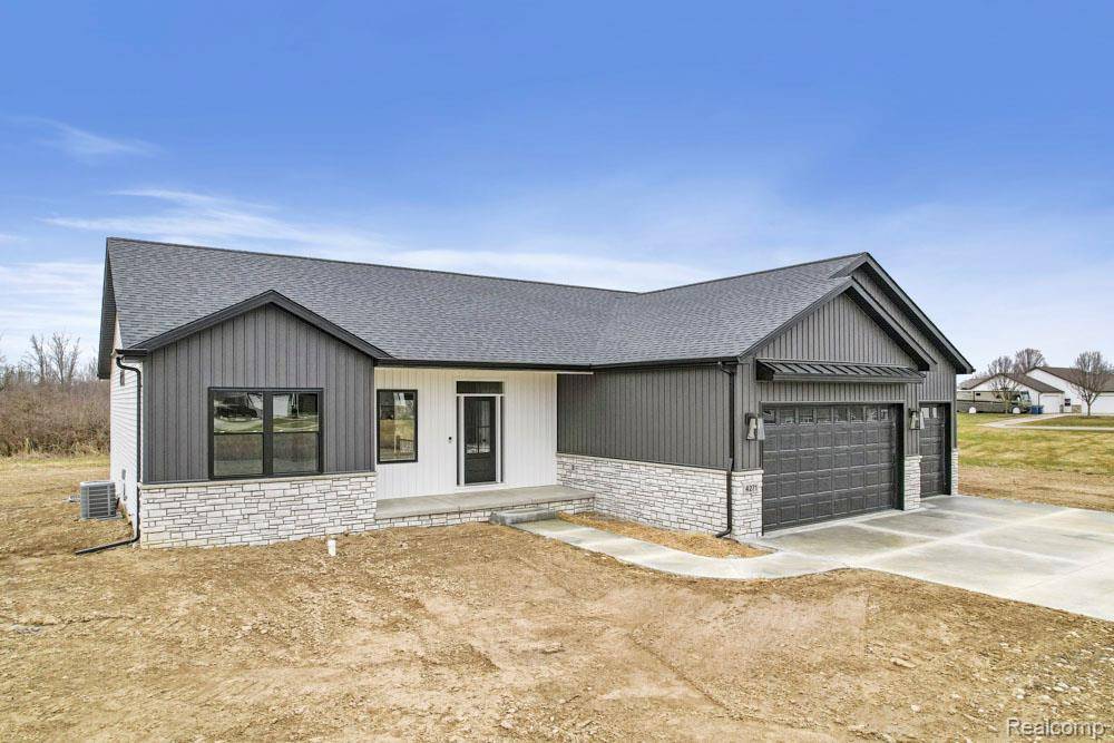 Swartz Creek, MI 48473,7195 Geraldine Circle