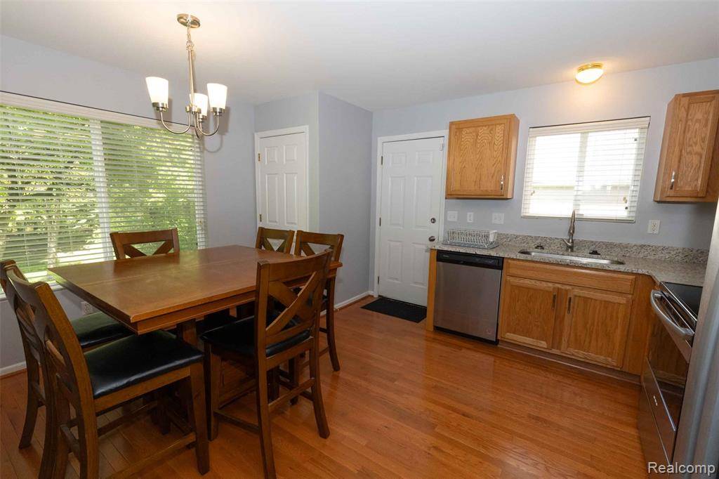 Clarkston, MI,5058 Clintonville Pines Drive