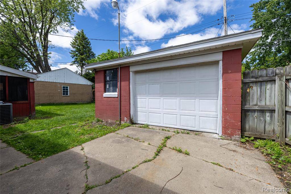 Flint, MI 48507,3202 Cherokee Avenue