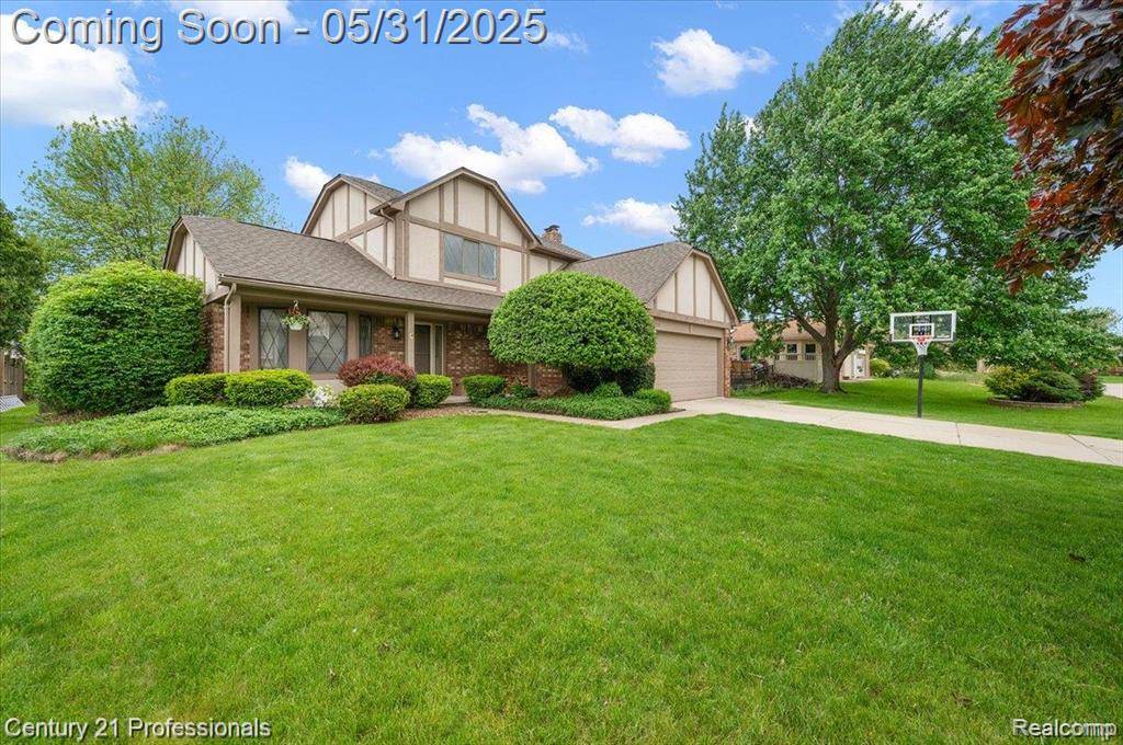 Clinton Twp, MI 48038,43587 Petrucci Drive