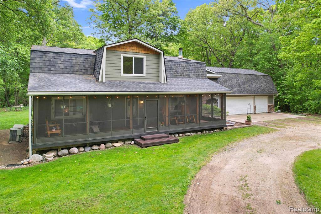 Holly, MI 48442,1380 Parker Road