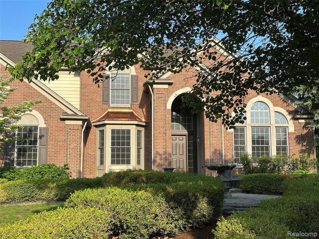 Livonia, MI,17336 Oak Hill Drive
