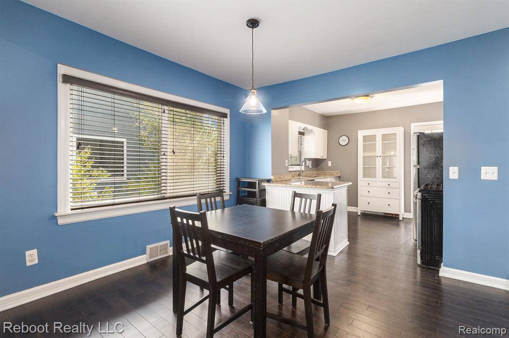 Royal Oak, MI 48067,617 Hilldale Drive