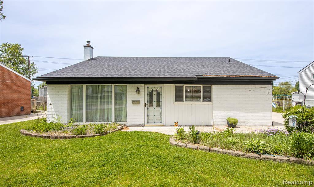 Clinton Twp, MI 48035,36335 Weideman Street