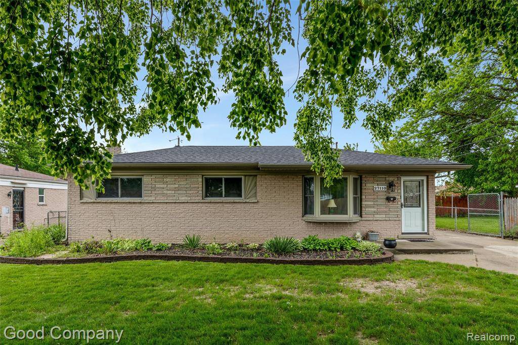 Warren, MI 48092,27110 Welsh Drive
