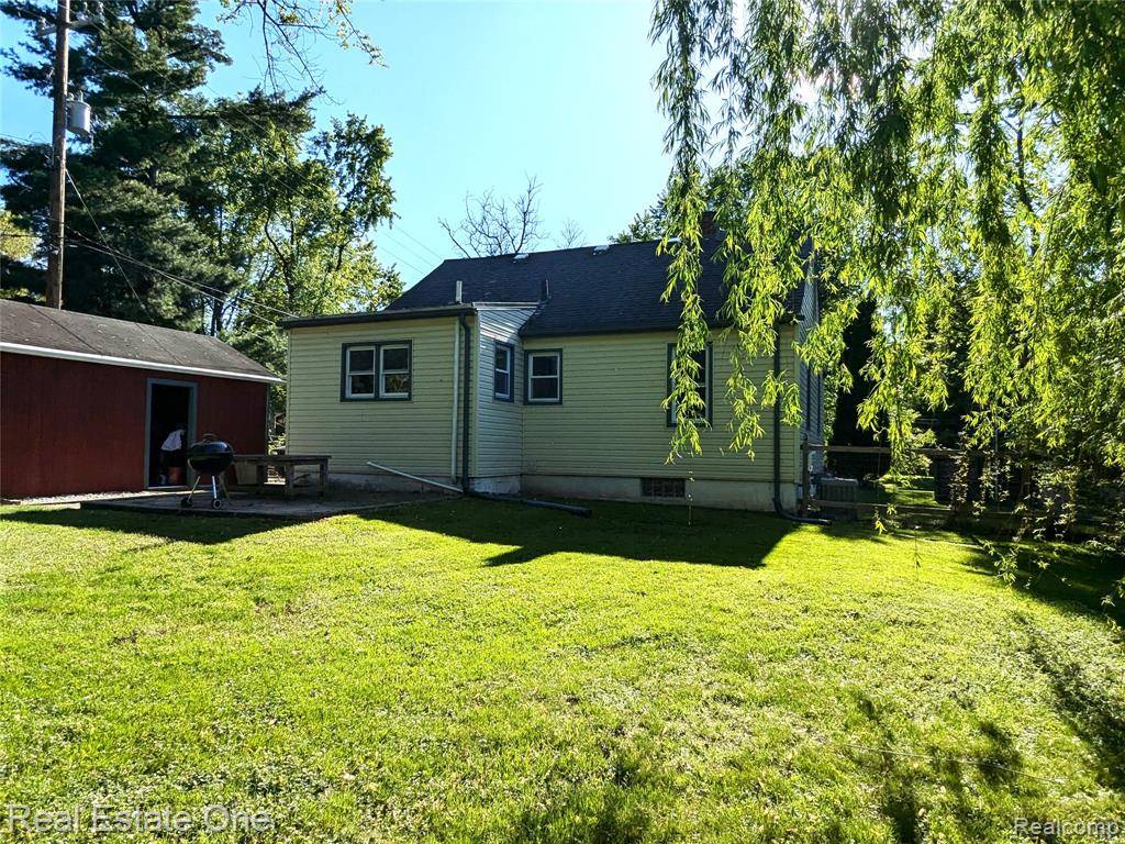 Rochester Hills, MI 48309,3255 Willet Avenue