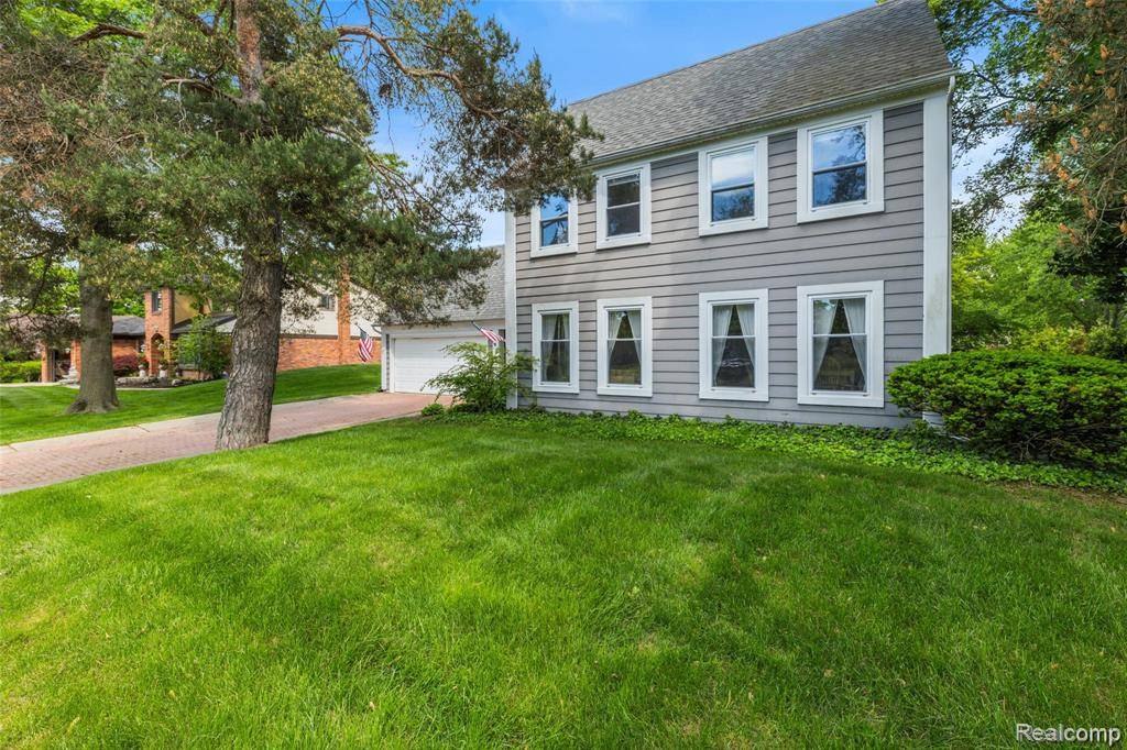 Troy, MI 48098,5138 Bayside Drive