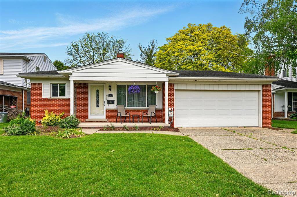 Plymouth, MI 48170,14846 Lakewood Drive