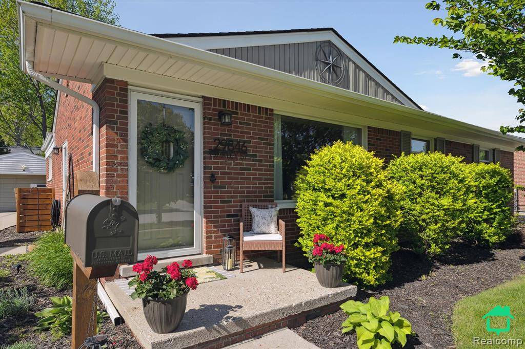 Livonia, MI 48154,29846 Oakley Street