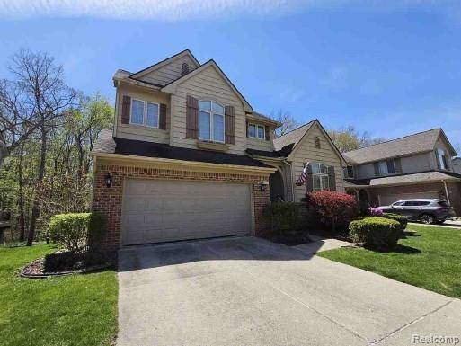 Ann Arbor, MI 48103,5717 Villa France Avenue